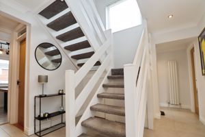  CHESTNUT WAY - click for photo gallery